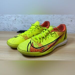Nike Mercurial Vapor 12 Academy volt/ bright crimson Indoor Sport shoes